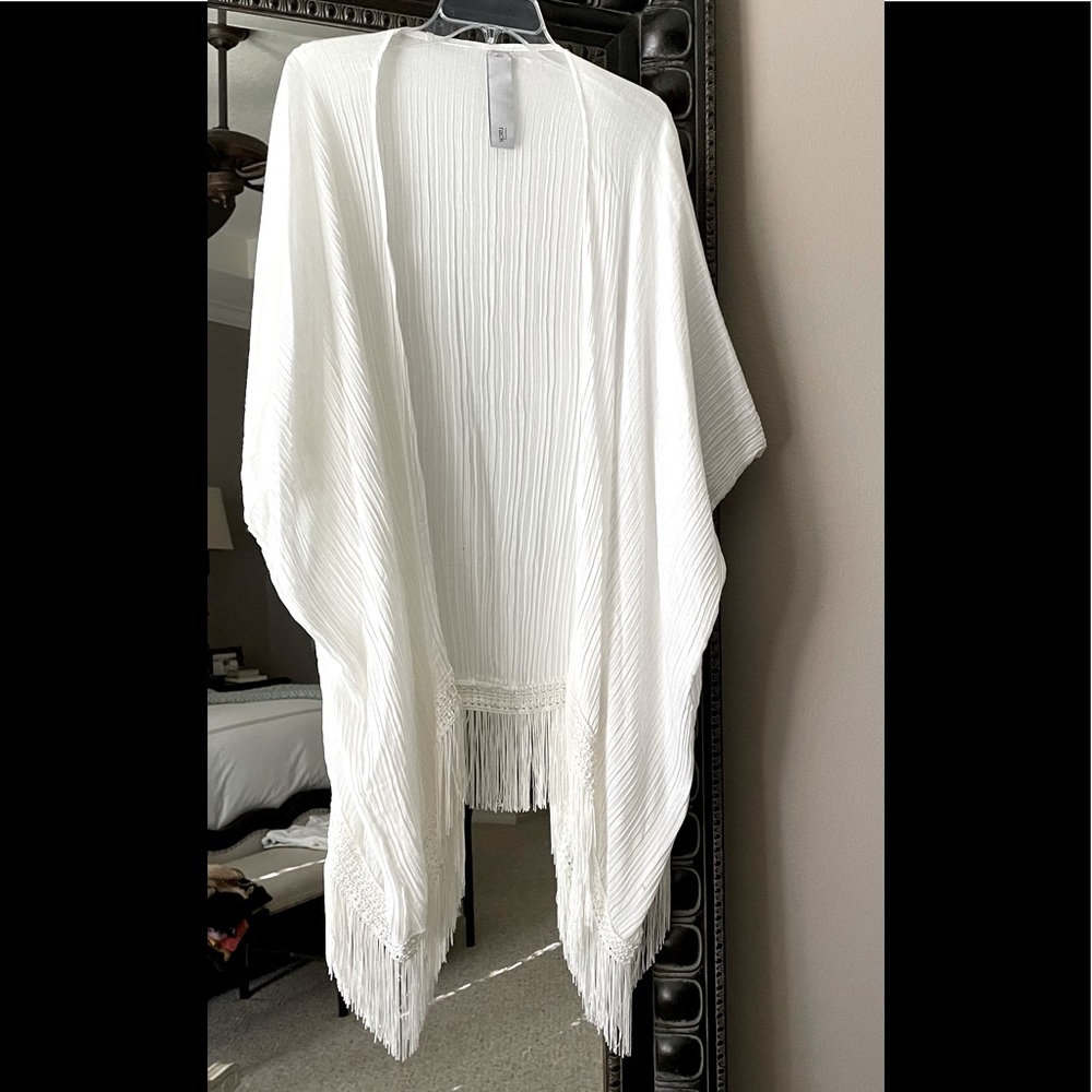 Nordstrom Rack white fringe kimono/wrap